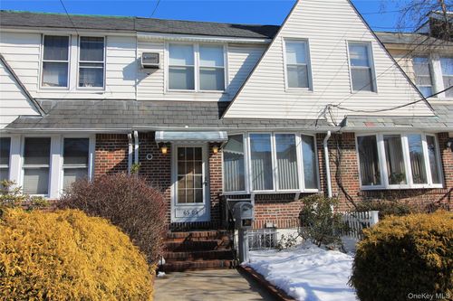 65-09 77th Place, New York, NY, 11379 | Card Image