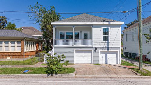 1812 27th St, Galveston, TX, 77550-7817 | Card Image