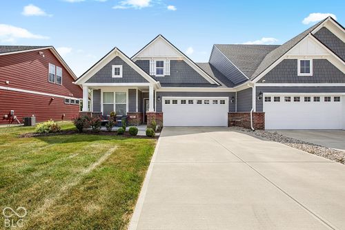 825 Stone Trace Ct, Avon, IN, 46123-1304 | Card Image