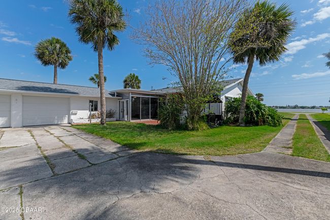 808 S Beach St, House other with 3 bedrooms, 3 bathrooms and null parking in ORMOND BEACH FL | Image 25