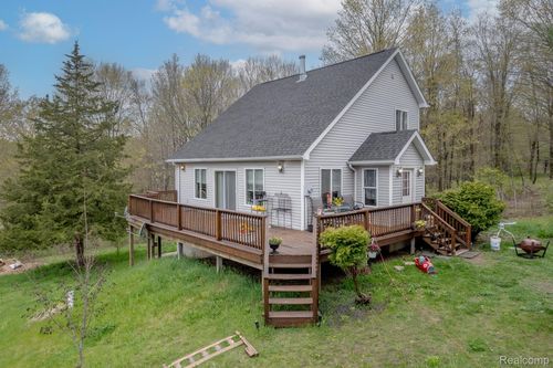 6649 Hart Lake Rd, Otter Lake, MI, 48464-9701 | Card Image