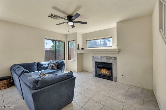8421 Cheerful Brook Ave, House other with 5 bedrooms, 3 bathrooms and null parking in Las Vegas NV | Image 15