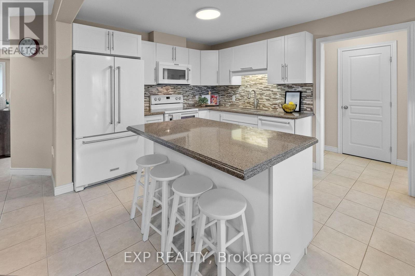 Residential in Lincoln (Beamsville) 5