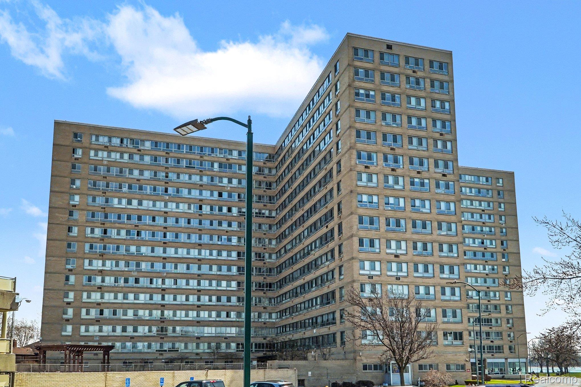 Residential in Detroit 3