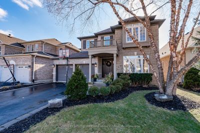 2192 Rochester Cir, House other with 4 bedrooms, 4 bathrooms and 4 parking in Oakville ON | Image 2