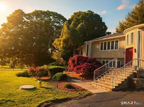 469 Shelton Ave, Shelton, CT, 06484-2829 | Card Image