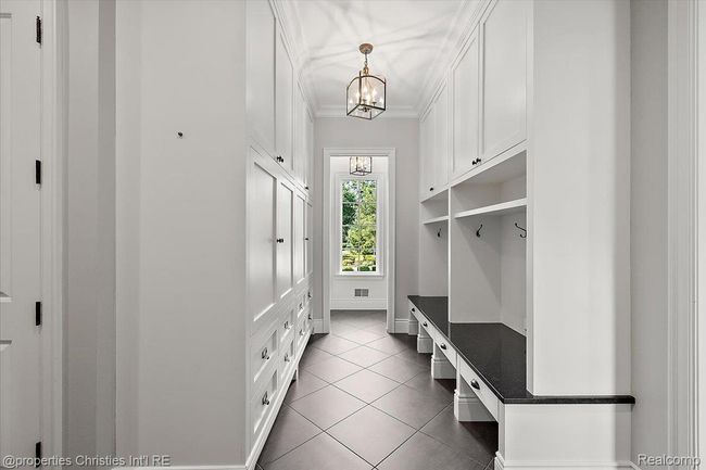 058-5385 Longmeadow Rd-58.jpg | Image 29
