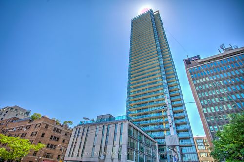 1908-33 Lombard St, Toronto, ON, M5C3H8 | Card Image