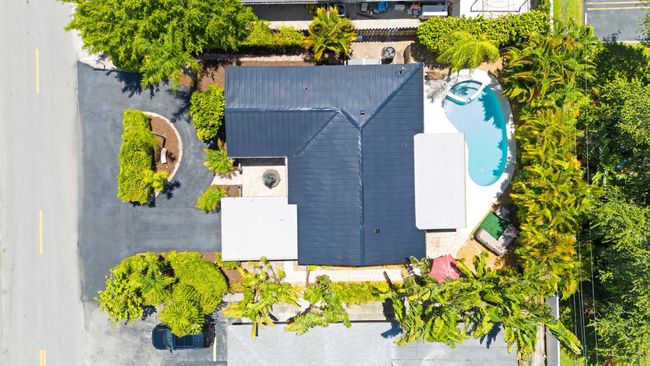 8 Ne 29 Th St, House other with 3 bedrooms, 2 bathrooms and null parking in Wilton Manors FL | Image 25