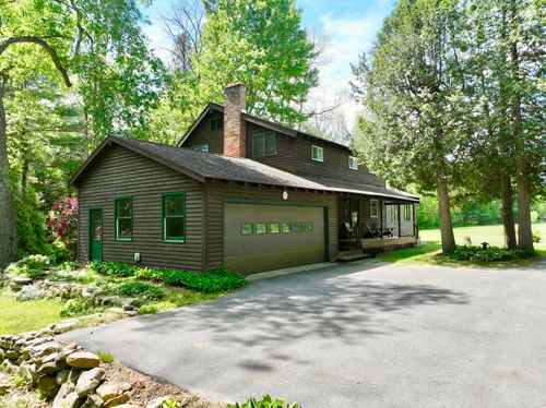 35 Stone Bridge Way, Plattsburgh, NY, 12901-7650 | Card Image