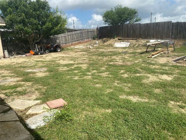 View of yard | Image 12