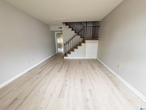 apt-20-407 Unit 20 Fairfax Dr, Fairfield, AL, 35064-1059 | Card Image