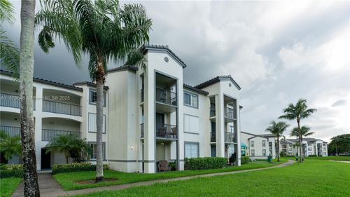apt-204-4360 Nw 107th Ave, Doral, FL, 33178-1886 | Card Image