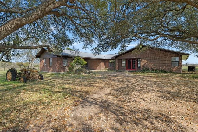 8232 Fm 2145, Home with 3 bedrooms, 3 bathrooms and null parking in Ledbetter TX | Image 25
