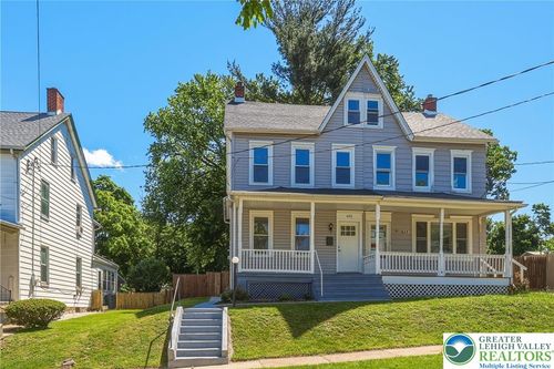 615 Sherman St, Allentown, PA, 18109-8113 | Card Image