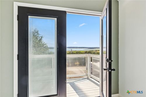 1711 Lake Blf, Canyon Lake, TX, 78133-2847 | Card Image