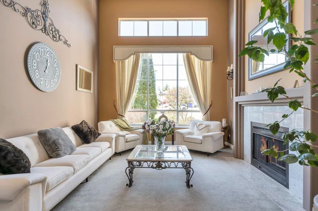 2805 Lupine Court, House other with 6 bedrooms, 3 bathrooms and 4 parking in Coquitlam BC | Image 2