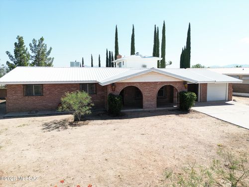 140 W Yale Drive, Benson, AZ, 85602 | Card Image