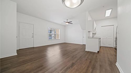 apt-8202-705 Village Way, New Braunfels, TX, 78130-2646 | Card Image