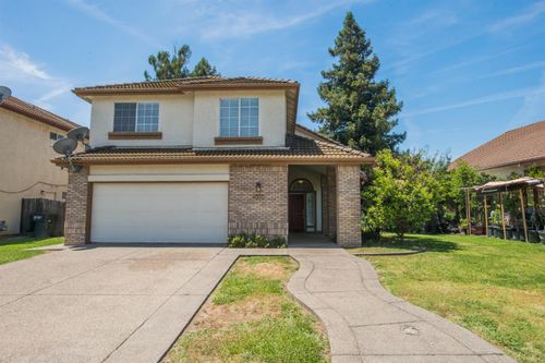 8558 Maple Hall Dr, Sacramento, CA, 95823-7636 | Card Image