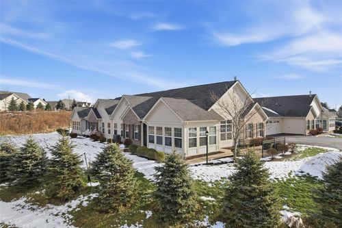 6024 Laurel Ct, Harmony, PA, 16037-8004 | Card Image