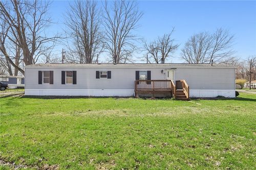 21-6800 Lake Rd W, Geneva, OH, 44041-9663 | Card Image