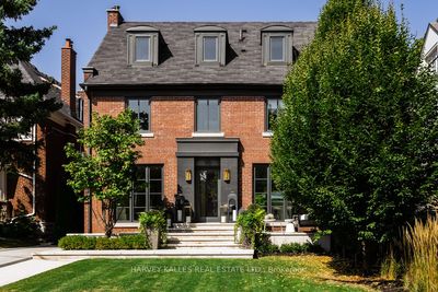 90 Chatsworth Dr, House other with 5 bedrooms, 5 bathrooms and 3 parking in Toronto ON | Image 2