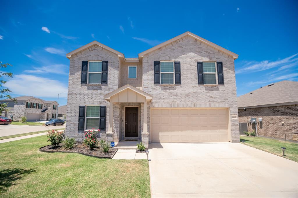 Greenham Ln, Crowley, TX 76036