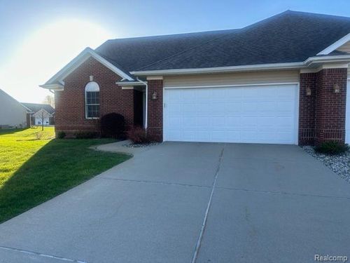 13317 Norway Spruce Ct, Linden, MI, 48451-8865 | Card Image