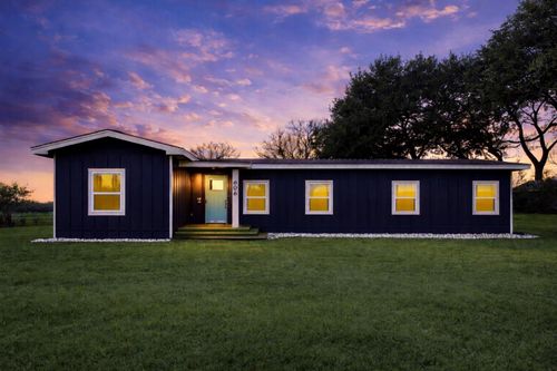 606 E Ahldag St, Wharton, TX, 77488-2612 | Card Image