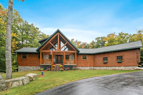 25 Winnipesaukee Dr, Wolfeboro, NH, 03894 | Card Image
