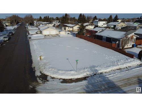  37a Ave, Wetaskiwin, AB, T9A2N7 | Card Image