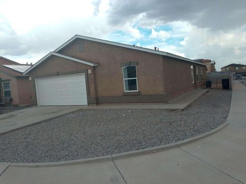 10136 High Range Rd Sw, Albuquerque, NM, 87121-2144 | Card Image