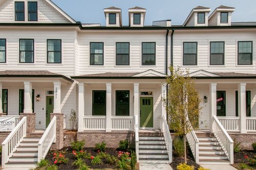19-2059 Oakwood Ave, Nashville, TN, 37207-4750 | Card Image