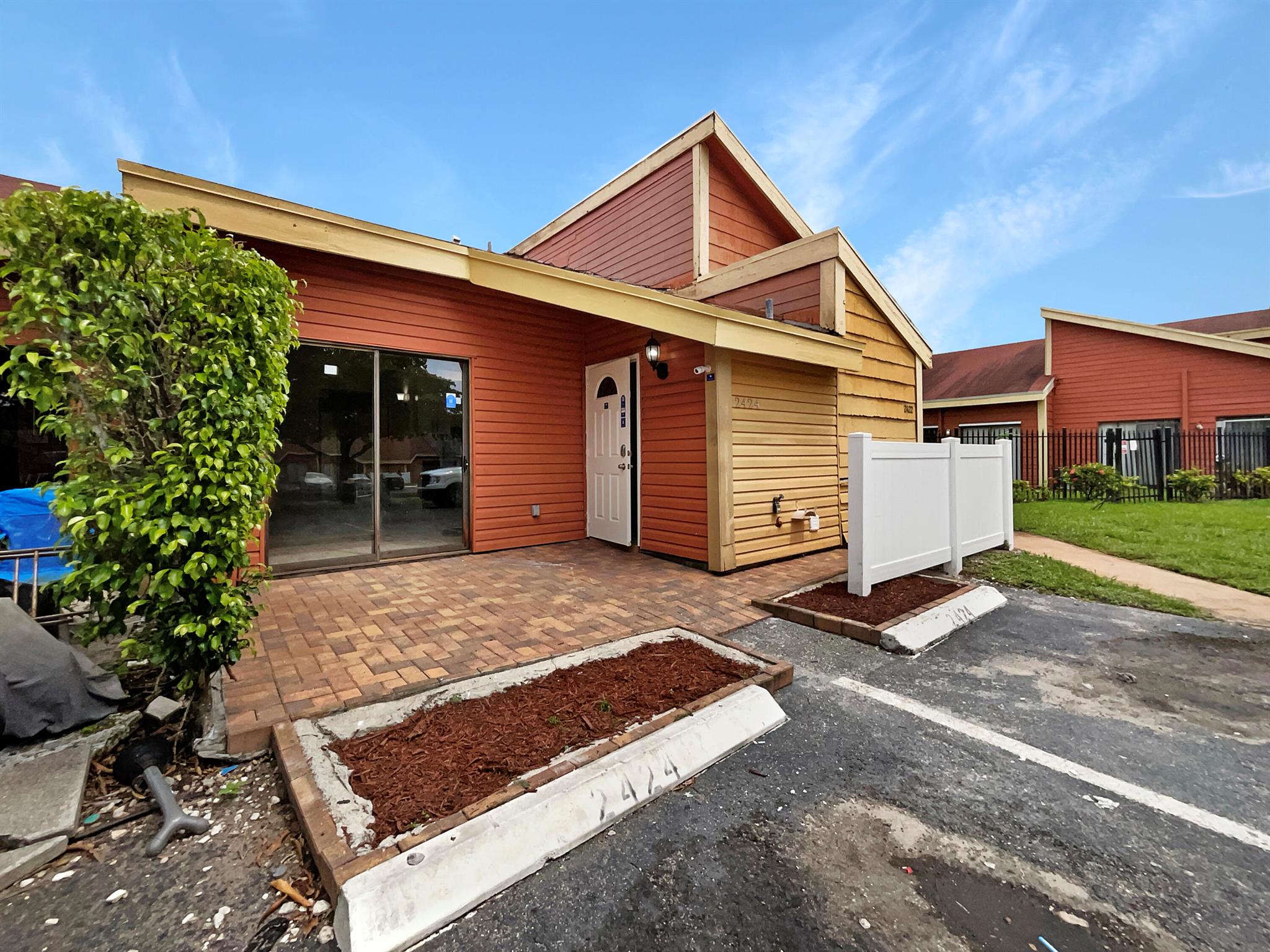 55th Ter, Lauderhill, FL 33313