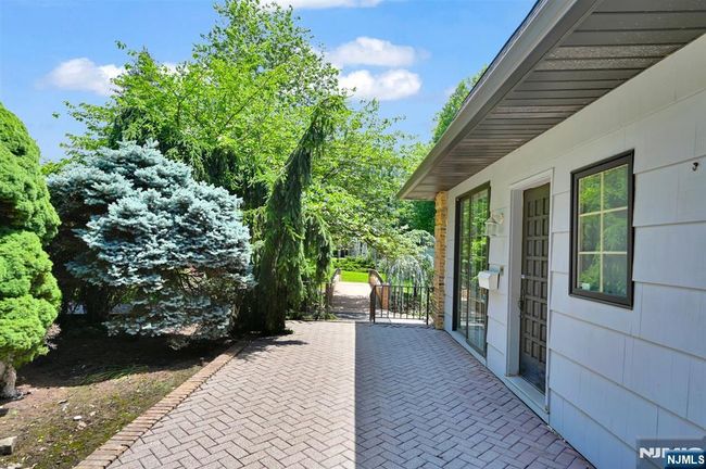 326 Ridge Rd, House other with 4 bedrooms, 4 bathrooms and null parking in Cedar Grove NJ | Image 30