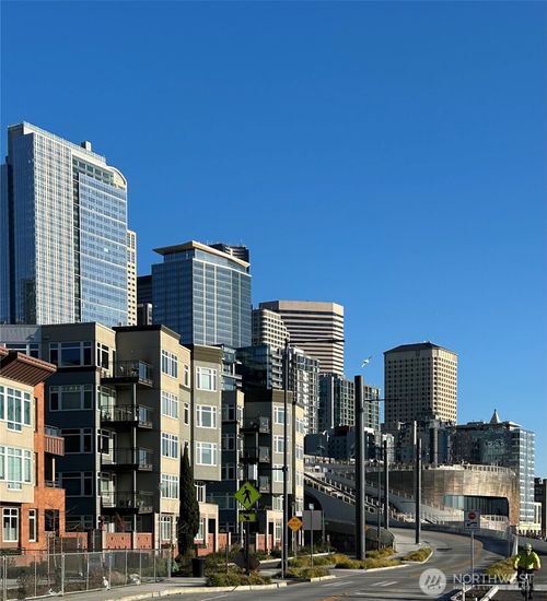 402-1900 Alaskan Way, Seattle, WA, 98101-1067 | Card Image