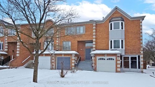 11 Royal Manor Cres, Richmond Hill, ON, L4B3N5 | Card Image