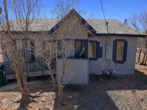 201 Madison St, Winslow, AZ, 86047-4338 | Card Image