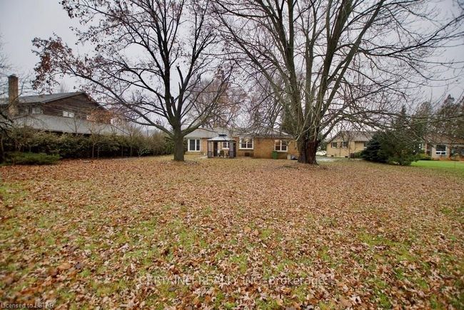 241 Woodworth Cres, House other with 3 bedrooms, 2 bathrooms and 8 parking in Saint Thomas ON | Image 7