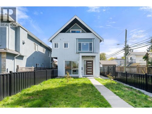 6692 Nanaimo St, Vancouver, BC, V5P4L2 | Card Image