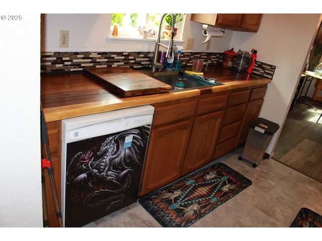 1783 View St, House attached with 3 bedrooms, 2 bathrooms and 2 parking in Myrtle Point OR | Image 12