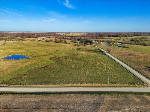 TRACT C Se 401st Road, Leeton, MO, 64761 | Card Image