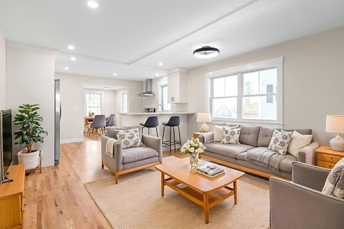 1-20 Beacon St, Gloucester, MA, 01930 | Card Image