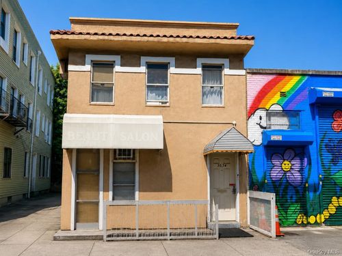 35-34 31st St, Astoria, NY, 11106-2321 | Card Image