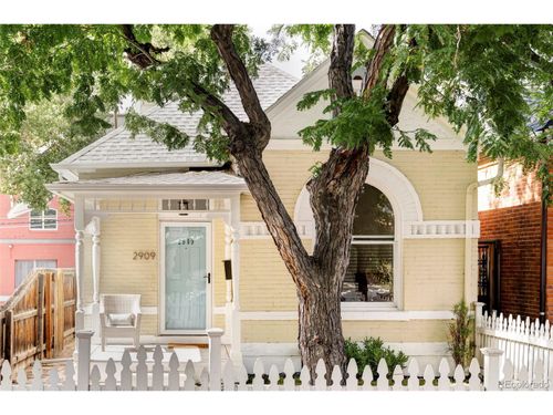 2909 Glenarm Pl, Denver, CO, 80205-3013 | Card Image
