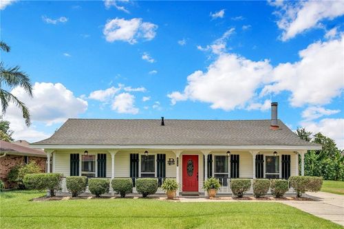 914 Gassen St, Luling, LA, 70070-4316 | Card Image