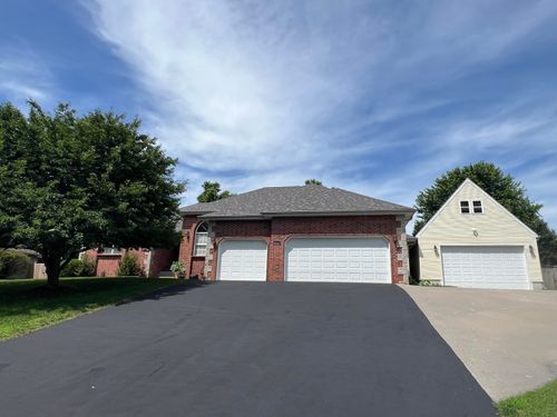 2093 N Preakness Drive, Nixa, MO, 65714 | Card Image