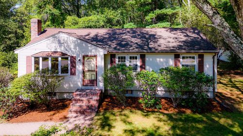 35 Forge Village Rd, Westford, MA, 01886-2918 | Card Image