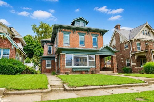 713 Avenue E, Fort Madison, IA, 52627 | Card Image